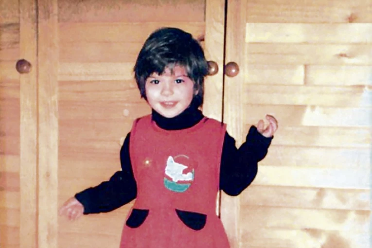 "MAMA, POŽURI, DOĐI DA ME ČUVAŠ!" Na današnji dan pre 26 godina geler "Milosrdnog anđela" ubio našeg anđela Milicu Rakić - RANA KOJA NE ZARASTA!