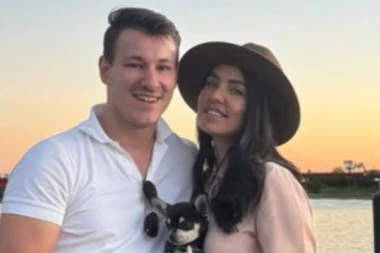 TANJA SAVIĆ PREKINULA ĆUTANJA O BEBI! Stiže prinova, pevačica BLISTA pored dečka Mukija nakon vesti: "Najsrećnija sam od svih" (FOTO)