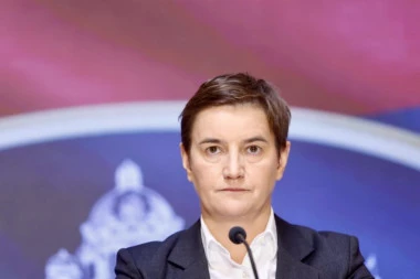 REKTOR I DEKANI NASTAVLJAJU DA OBMANJUJU JAVNOST! Brnabićeva: Univerzitet u Beogradu zauzet izbornom kampanjom