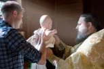 DA LI SE MOŽE PONIŠTITI KUMSTVO I PONOVO OBAVITI KRŠTENJE: Sveštenik objasnio šta raditi ako kum ne ispunjava svoje obaveze