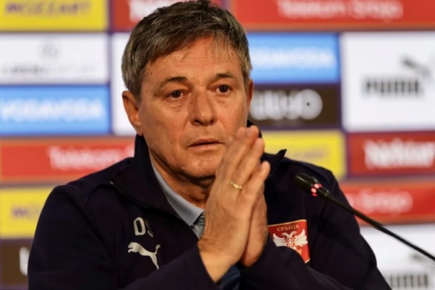 STOJKOVIĆ O NEMANJI RADONJIĆU: "On uništava sebe, Crvenu zvezdu, reprezentaciju, ali to je njegov problem!"